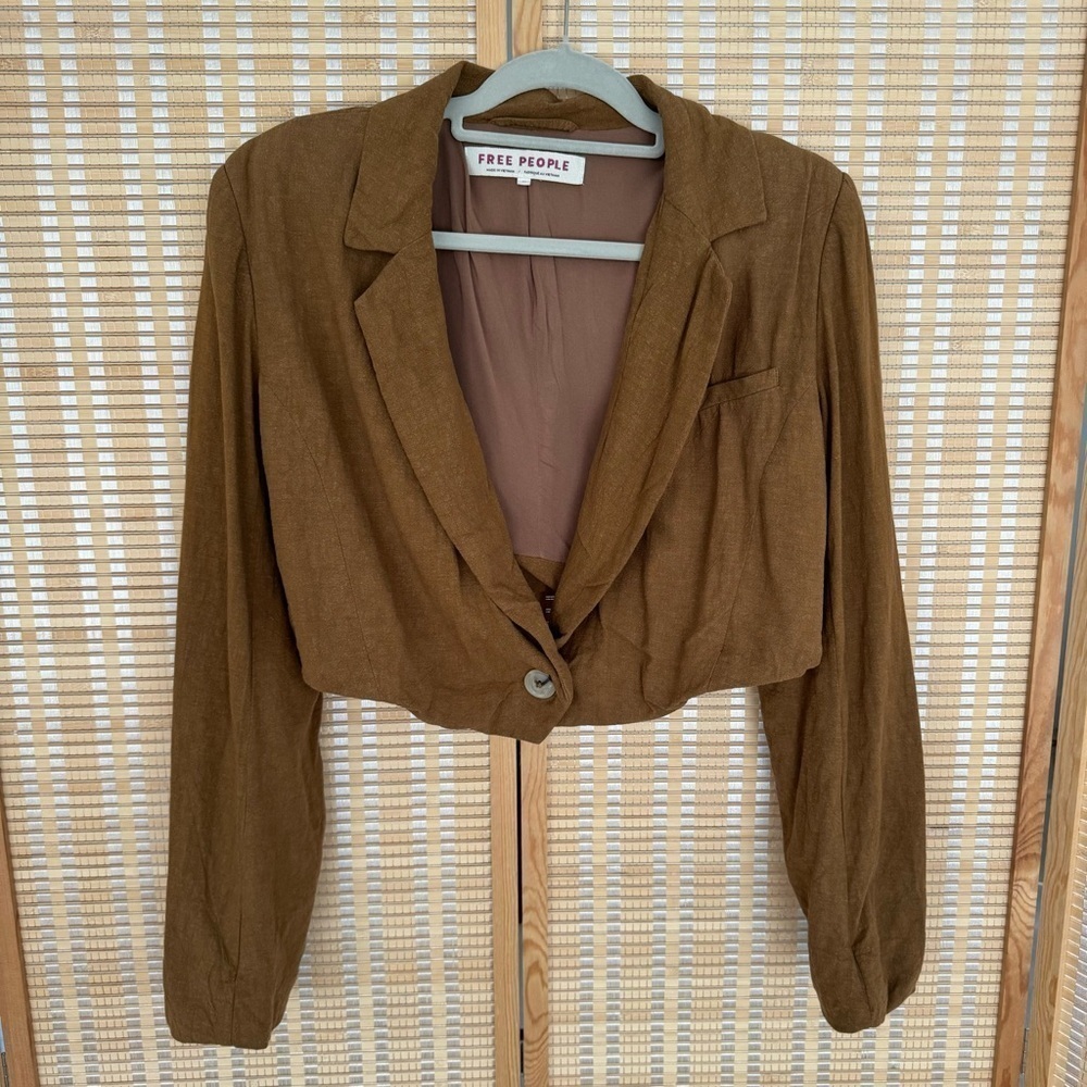 Free People Coco Cropped Blazer one button closure , size M - Picture 4 of 16